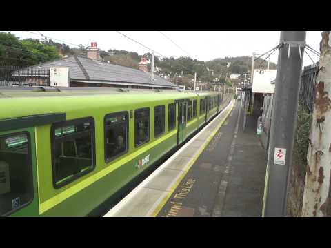 Irish Rail DART 8100 Class EMU - Killiney - 29/11/15