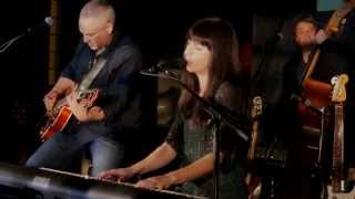 Sunny Amoreena - El Centro (live)