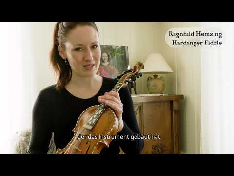 Ragnhild Hemsing stellt die Hardangerfiedel vor