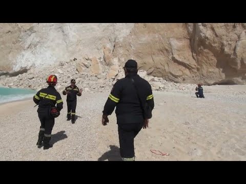 Tourists injured in Greek Island rockfall