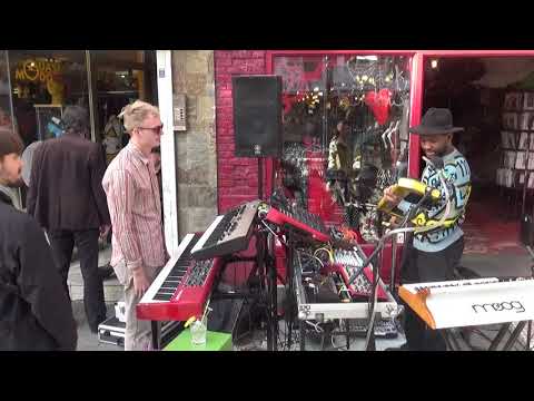 15 15 44 Dwayne Franklin & Daddy Jacob bij de Black Widow Popup tour Nw Licthting 2018 ST TV R dam 2