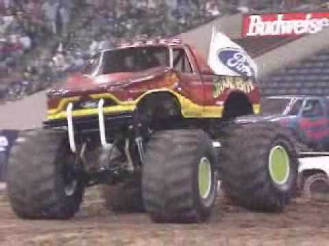 monster truck madness 1 clips.wmv