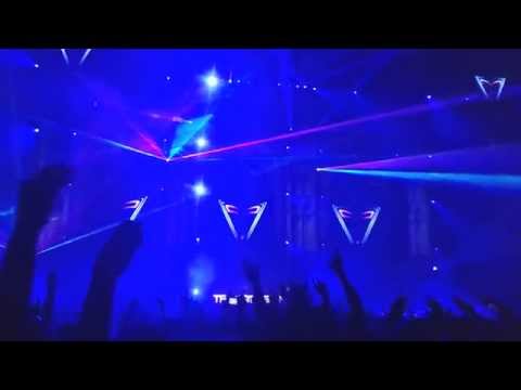 Solarstone playing Please @ Transmission Seven Sins 2014