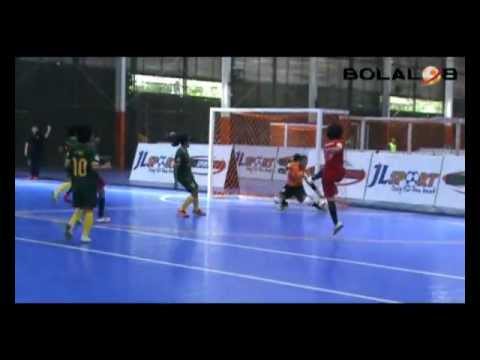 LFWI 2012: Universitas Negeri Jakarta vs Jaya Kencana Angels (Part 1)