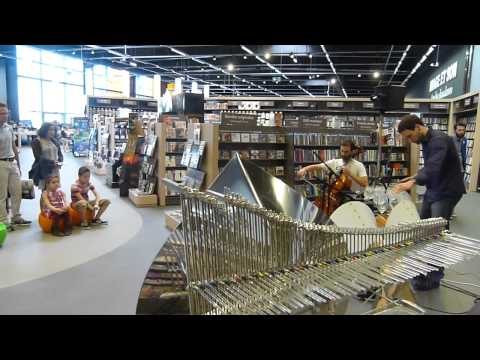 loup barrow  à l'Espace Culturel Leclerc Vern Val d ' Orson