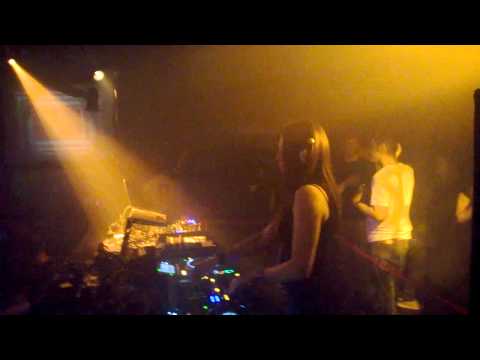 Lolla Tek plays Marc Galindo - Retweet (Original Mix) @ Sugar Factory 24/01/15