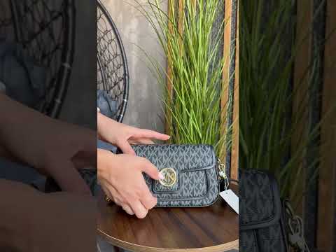 Сумочка Michael Kors - уличный шик с ноткой роскоши в черном цвете - фото 1 - id-p2702115157