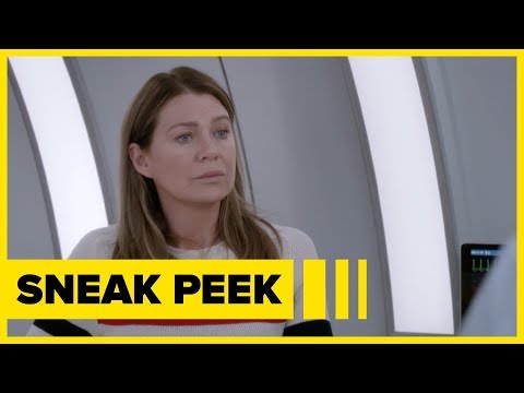 Grey's Anatomy 15x25 Sneak Peek: Meredith Freaks Out About DeLuca