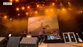 Deftones - My Own Summer (Shove It) at Reading Festival 2013