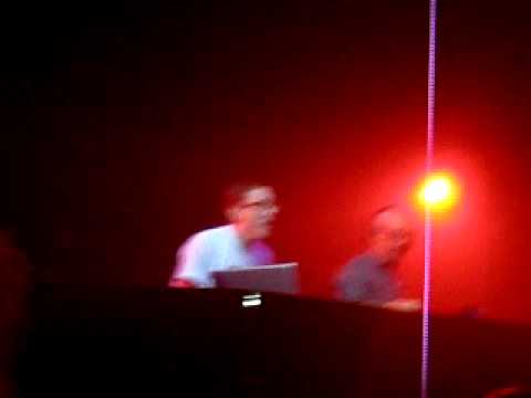 4 Strings vs Morgan Page - The Longest Sundown