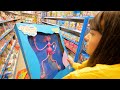 She Found Mommy Long Legs Toy In The Shop