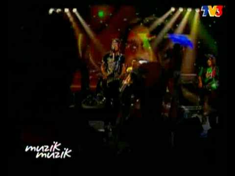 Starscream - Kini (MTV @ Muzik25)