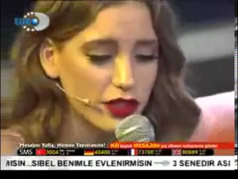 Serenay Sarıkaya Yanarım Beyaz Show