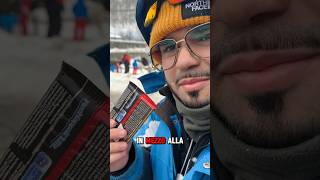 Ho trovato un pack Pokémon in mezzo alla neve! Mega Charizard #pokemon #youtubeshorts #godpack #neve