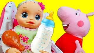 Spielspaß mit Puppen. Peppa Wutz kümmert sich um Baby Alive. Spielzeug Video für Kinder