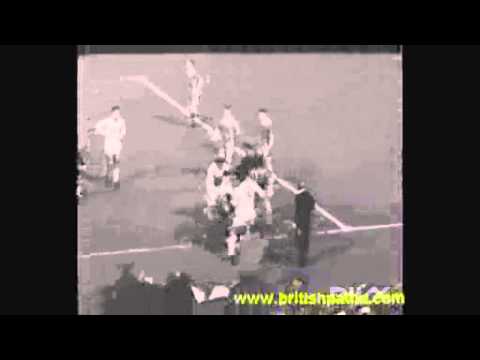 Roger Byrne & Duncan Edwards carrying Torres off the pitch - 1957 European Cup Semi Final