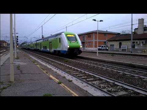 ETR521 037 Trenord - Milano Greco - 21/4/2022