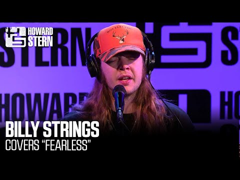 Billy Strings Covers Pink Floyd's “Fearless” Live From the Stern Show Studio