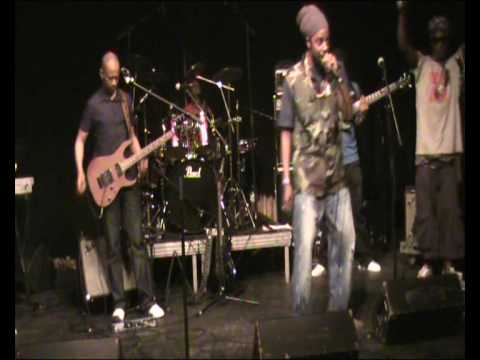 fullanny and di rootscontrolahz - farmer man live @ culture fest