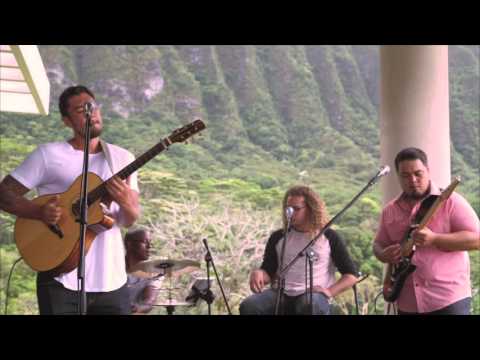 Justin - Dreaming Without You (HiSessions.com Acoustic Live!)