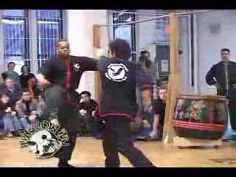 EAGLE CLAW LOCKING DEMO - 2007