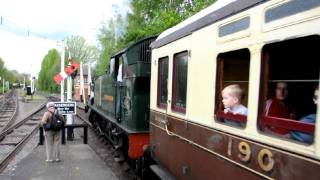 preview picture of video 'GWR 5521 and autocoach 190 at Didcot'