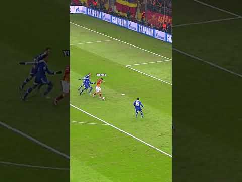 INSANE Burak Yılmaz strike! 😱