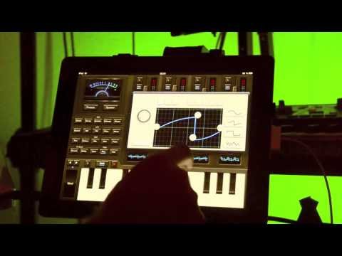 iPad create loop sound with zMors synth