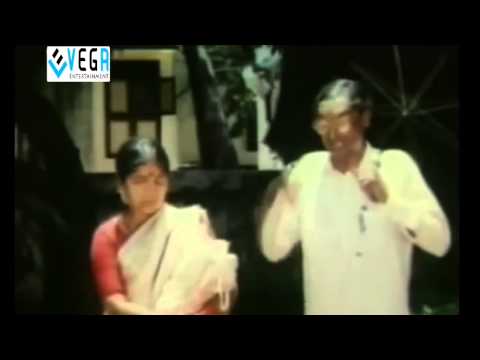 Rendu Rellu Aaru Movie - Suthi Veerabhadra Rao Comedy with Beggar