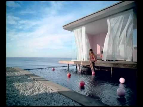 L'Oréal "Happyderm" (Feat. Virginie Ledoyen)