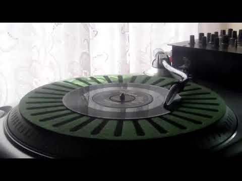 Ezz Reco and The Launchers with Boysie Grant - Blue Beat Dance (Columbia)