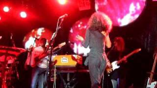 Corinne Bailey Rae LIVE - The Blackest Lily.AVI