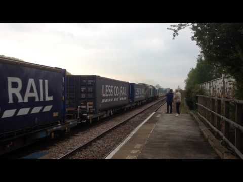 68024&68025 on 06:11 Daventry to Mossend