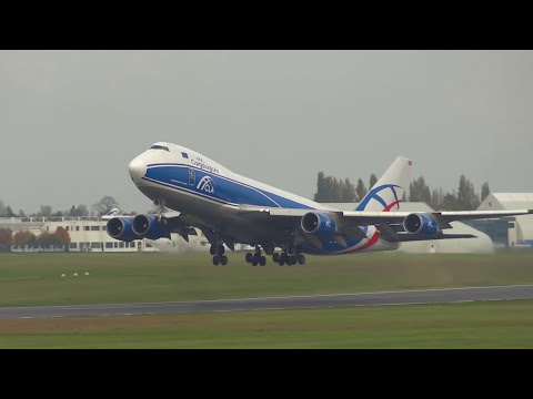 Boeing 747 Takes Off From Cambridge Airport CBG First 747 in 10 years. CargoLogic Air G-CLAA.