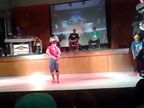 Duelo de Titãs 2010 BBoy Klesio vs BBoy Muxibinha