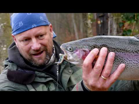Matze Koch: Matze's crawling group - with wobbler for trout