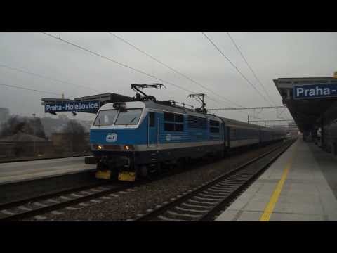 Odjezd vlaku R 608 Karlex (ČD 151.012) - Praha-Holešovice, 2. 1. 2014