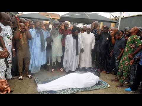download lagu mp3 mp4 Tajudeen Agbede Biography, download lagu Tajudeen Agbede Biography gratis, unduh video klip Tajudeen Agbede Biography