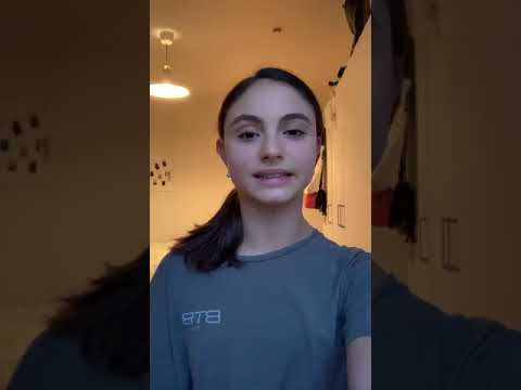 Maria Carla OGNISANTO – Italy – 18 years old