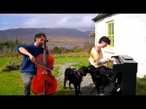 Jamie Duffy - Into The West (feat. Patrick Dexter) (Outdoor Live Version)