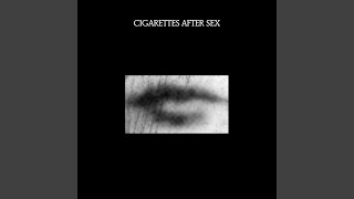 Kadr z teledysku Motion Picture Soundtrack tekst piosenki Cigarettes After Sex