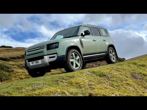 P400e versus D300 new Defender - why we changed