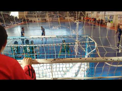 Gol anulado a Caio Alves en el partido de ascenso a primera del FS Valdepeñas