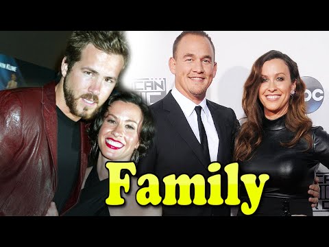 download lagu mp3 mp4 Alanis Morissette Family, download lagu Alanis Morissette Family gratis, unduh video klip Alanis Morissette Family