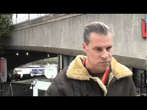 Kermode Uncut: Let Me In, or Let the Right One In?