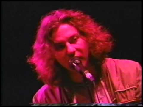 Pearl Jam - 1994-10-01 Mt View, CA