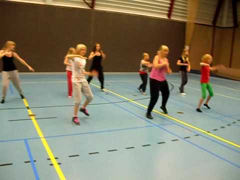 Tonegido streetdance