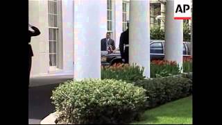 Five Central American leaders meet President Bush to speak about  trade