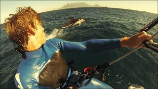 preview picture of video 'Kitesurfing surrounded by dolphins in Cape Town!'