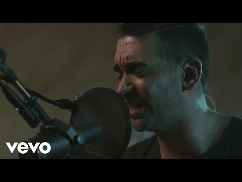 Aaron Shust - My Hope Is In You (Live)